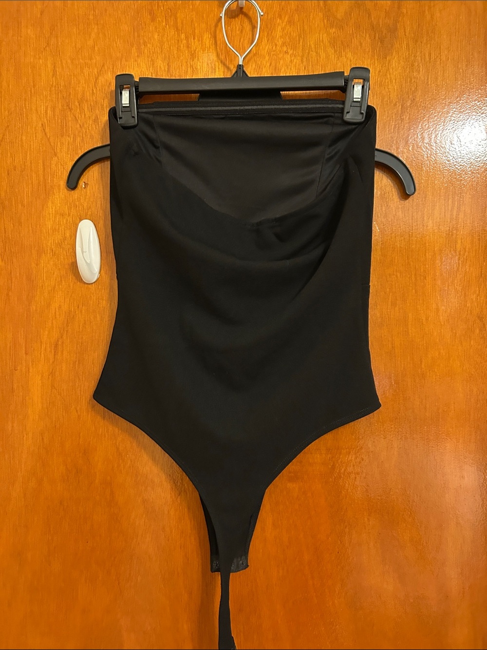 SHEIN basic Black Strapless Seamless Bodysuit - Picture 2 of 3